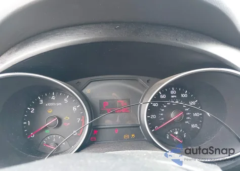 2015 Kia Sedona Lx z USA, uszkodzony, nr VIN KNDMB5C11F6043751